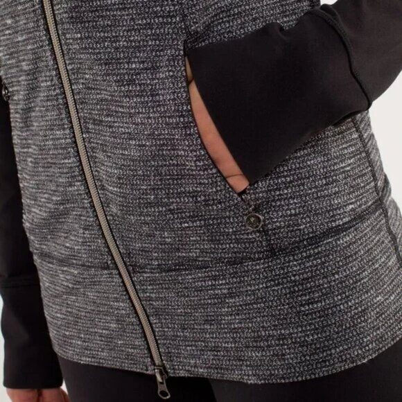 Lululemon Daily Yoga Jacket- Coco Pique Black Athletic Full Zip Jacket- Size 8 - Picture 7 of 15
